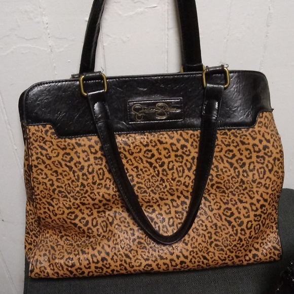 Handbag - Picture 2 of 3